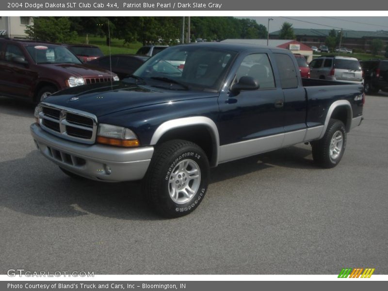 Patriot Blue Pearl / Dark Slate Gray 2004 Dodge Dakota SLT Club Cab 4x4