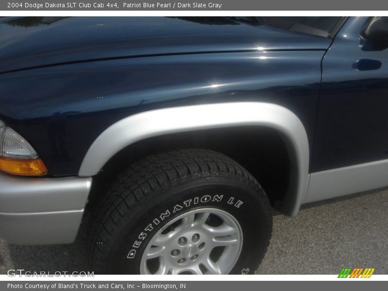 Patriot Blue Pearl / Dark Slate Gray 2004 Dodge Dakota SLT Club Cab 4x4