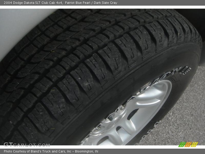 Patriot Blue Pearl / Dark Slate Gray 2004 Dodge Dakota SLT Club Cab 4x4