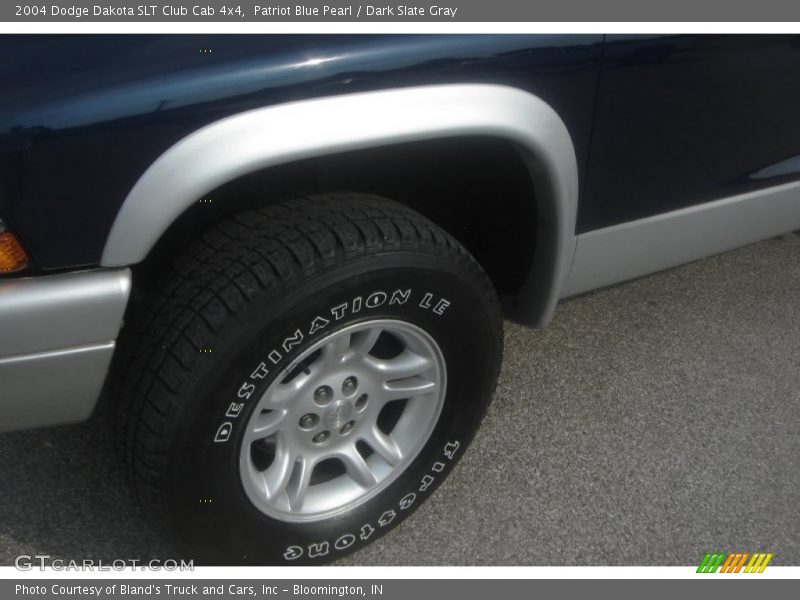 Patriot Blue Pearl / Dark Slate Gray 2004 Dodge Dakota SLT Club Cab 4x4