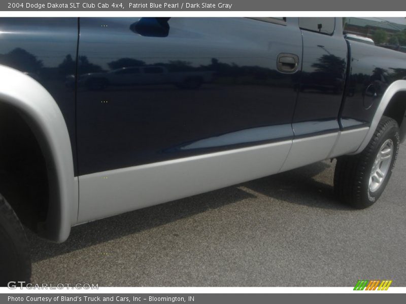 Patriot Blue Pearl / Dark Slate Gray 2004 Dodge Dakota SLT Club Cab 4x4