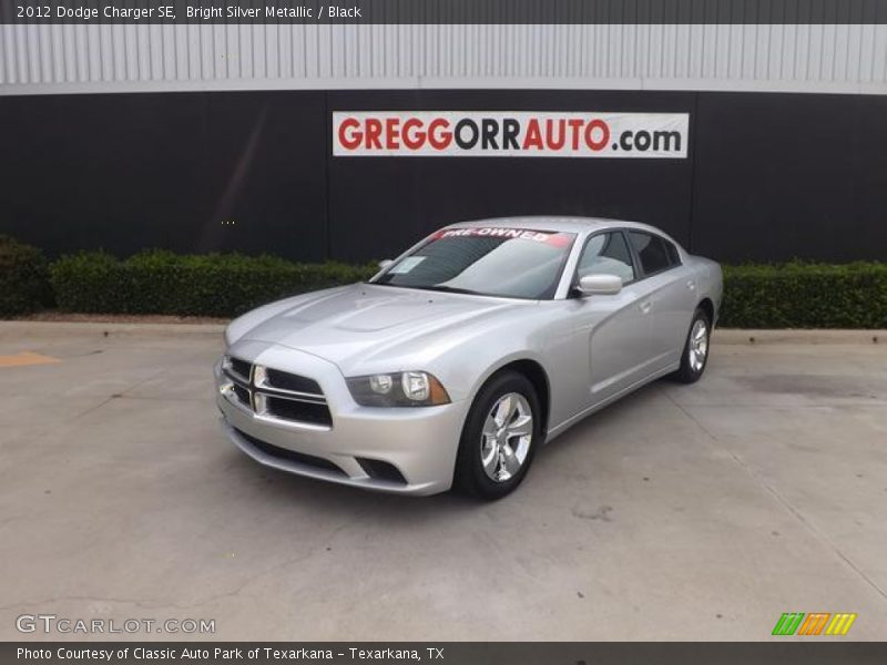 Bright Silver Metallic / Black 2012 Dodge Charger SE