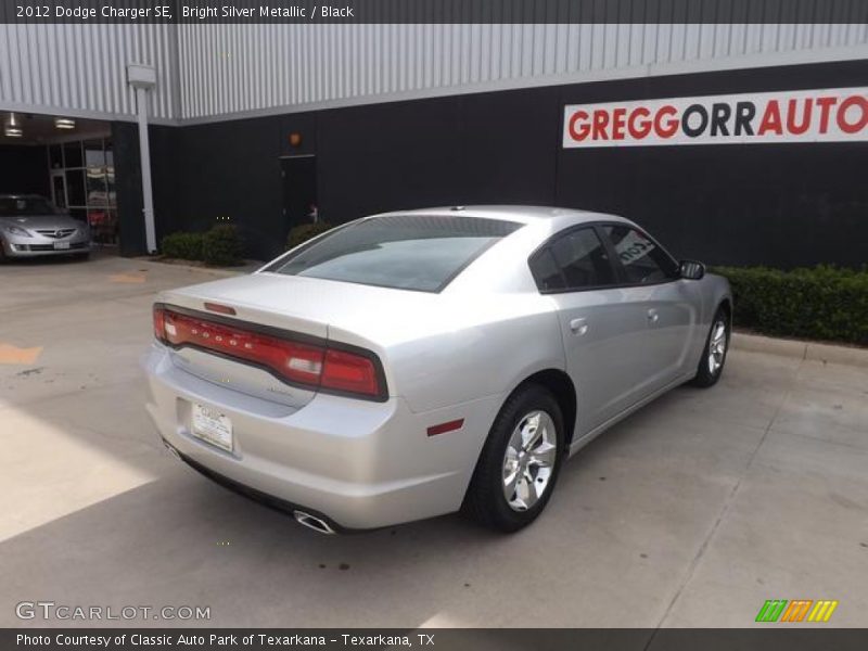 Bright Silver Metallic / Black 2012 Dodge Charger SE