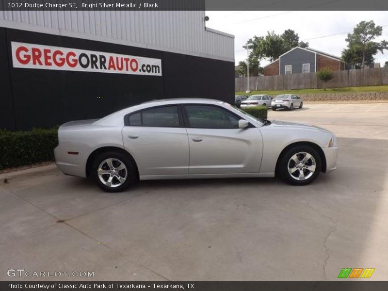 Bright Silver Metallic / Black 2012 Dodge Charger SE