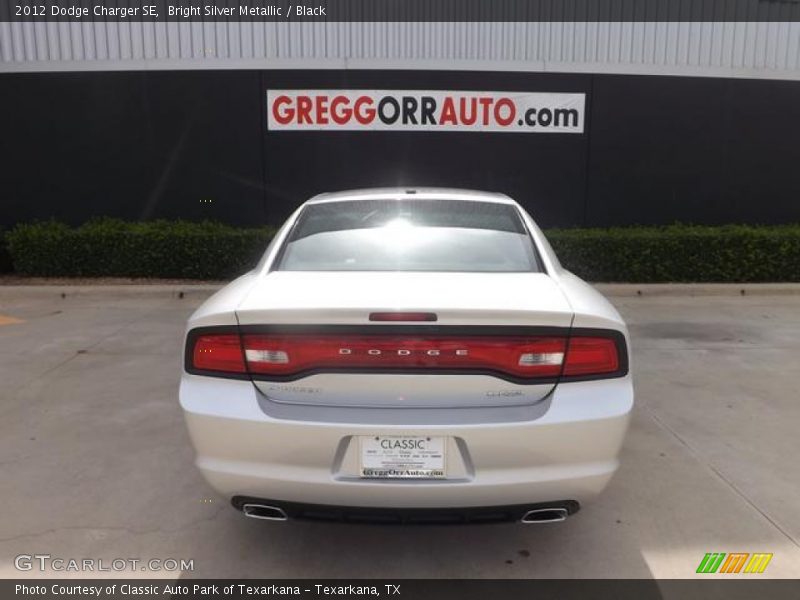Bright Silver Metallic / Black 2012 Dodge Charger SE