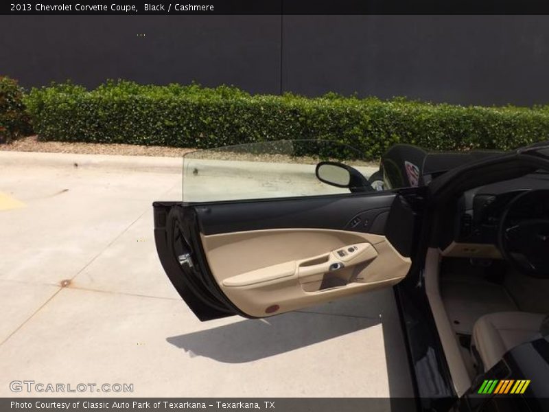 Black / Cashmere 2013 Chevrolet Corvette Coupe