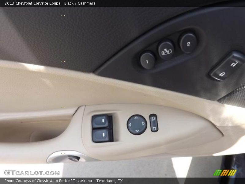 Black / Cashmere 2013 Chevrolet Corvette Coupe