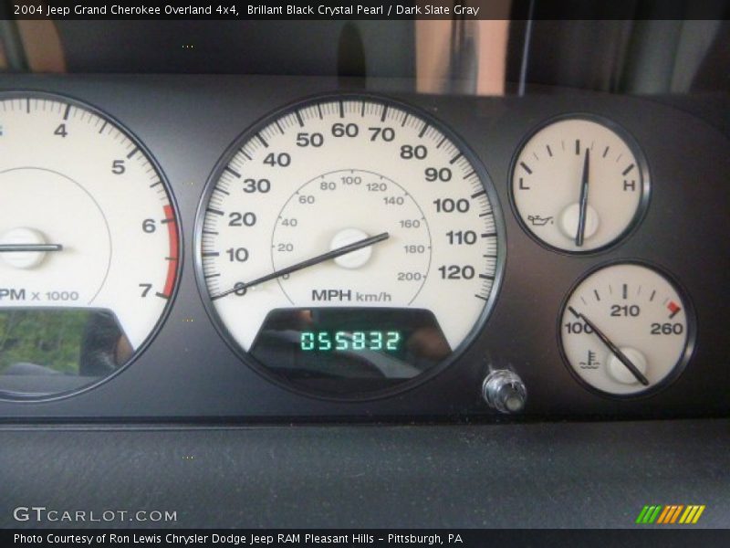 Brillant Black Crystal Pearl / Dark Slate Gray 2004 Jeep Grand Cherokee Overland 4x4
