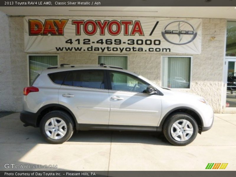 Classic Silver Metallic / Ash 2013 Toyota RAV4 LE AWD