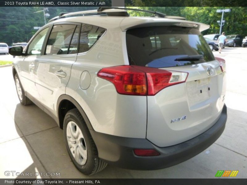 Classic Silver Metallic / Ash 2013 Toyota RAV4 LE AWD