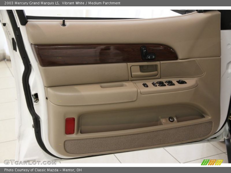 Vibrant White / Medium Parchment 2003 Mercury Grand Marquis LS