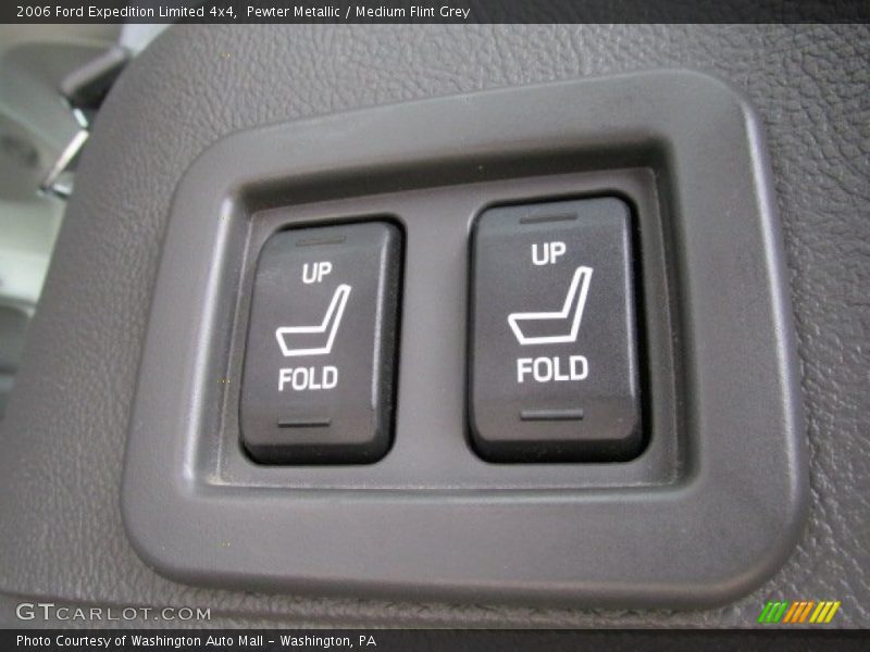 Pewter Metallic / Medium Flint Grey 2006 Ford Expedition Limited 4x4