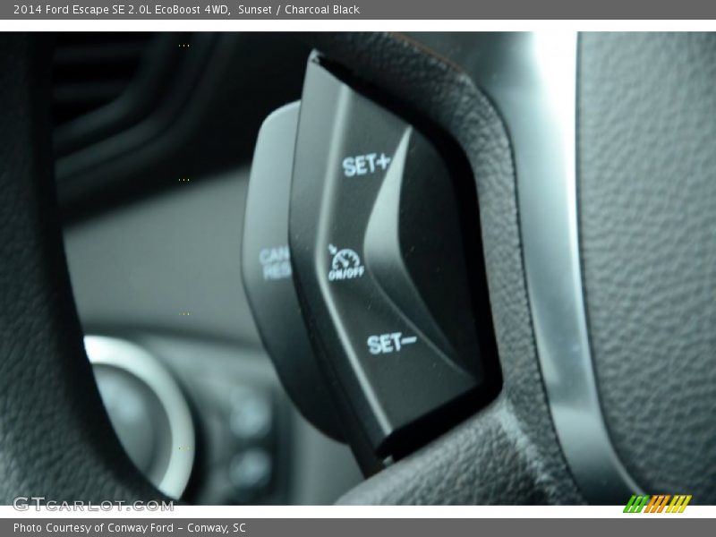 Controls of 2014 Escape SE 2.0L EcoBoost 4WD