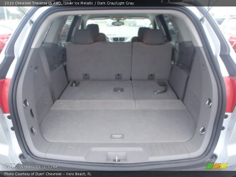 Silver Ice Metallic / Dark Gray/Light Gray 2010 Chevrolet Traverse LS AWD