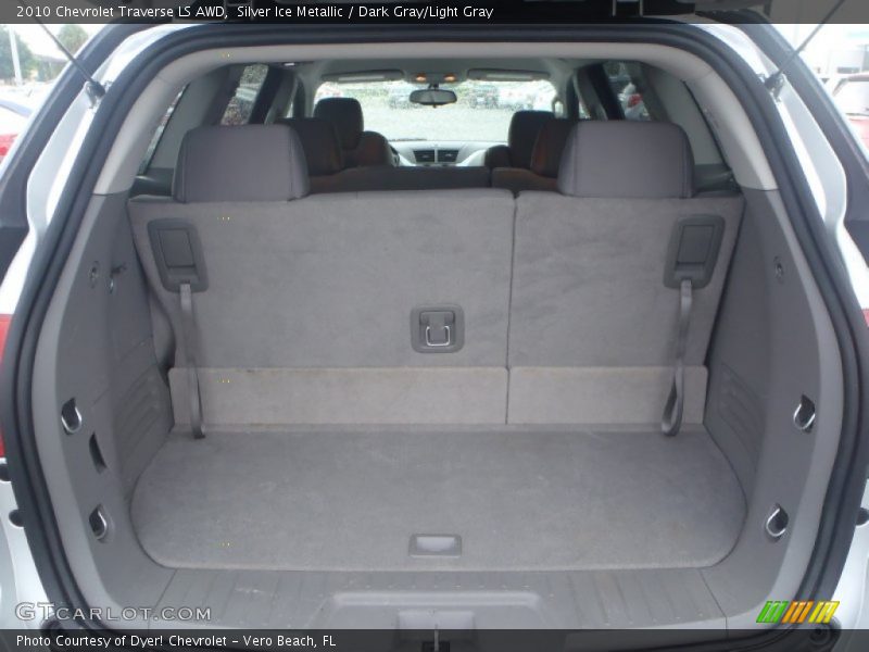 Silver Ice Metallic / Dark Gray/Light Gray 2010 Chevrolet Traverse LS AWD