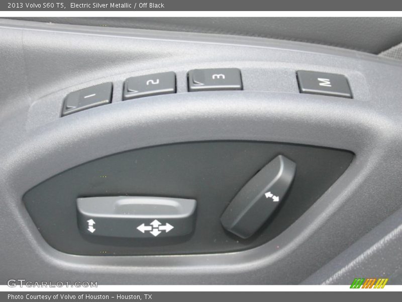 Electric Silver Metallic / Off Black 2013 Volvo S60 T5