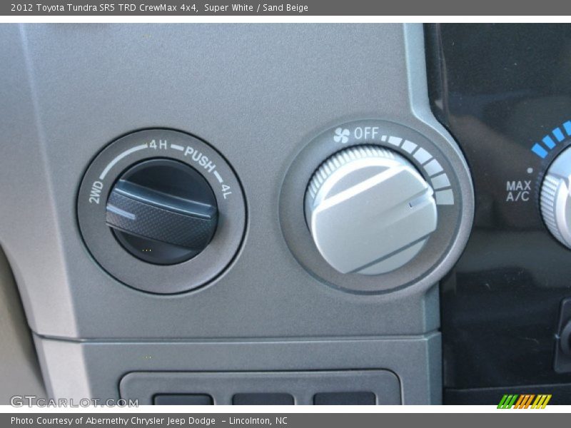 Super White / Sand Beige 2012 Toyota Tundra SR5 TRD CrewMax 4x4