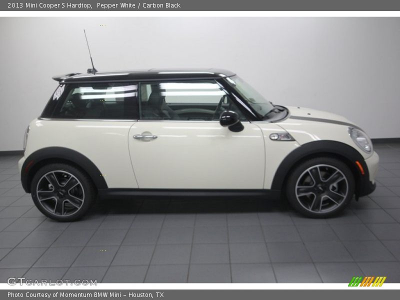 Pepper White / Carbon Black 2013 Mini Cooper S Hardtop