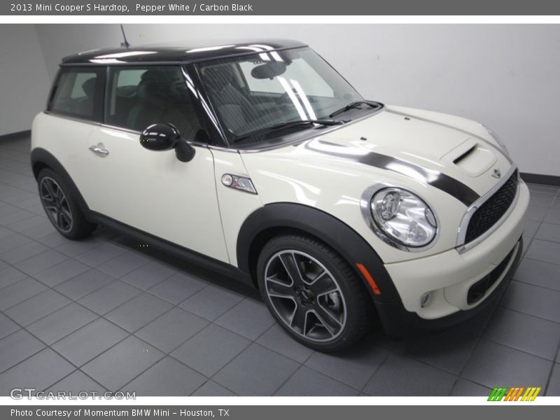 Pepper White / Carbon Black 2013 Mini Cooper S Hardtop