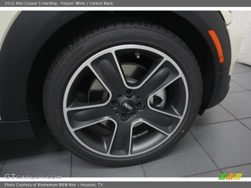 Pepper White / Carbon Black 2013 Mini Cooper S Hardtop