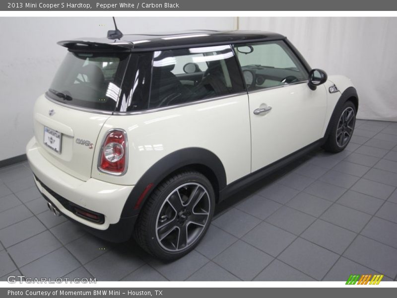 Pepper White / Carbon Black 2013 Mini Cooper S Hardtop