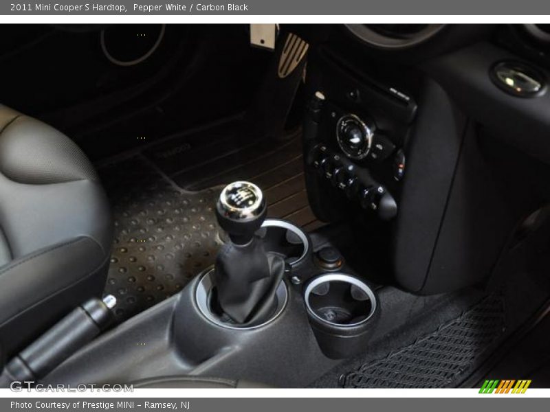 Pepper White / Carbon Black 2011 Mini Cooper S Hardtop