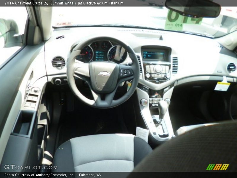 Summit White / Jet Black/Medium Titanium 2014 Chevrolet Cruze LS