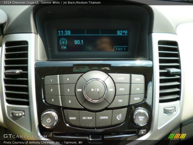 Summit White / Jet Black/Medium Titanium 2014 Chevrolet Cruze LS