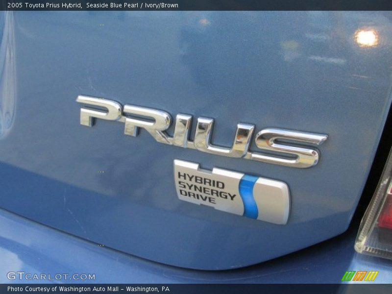  2005 Prius Hybrid Logo