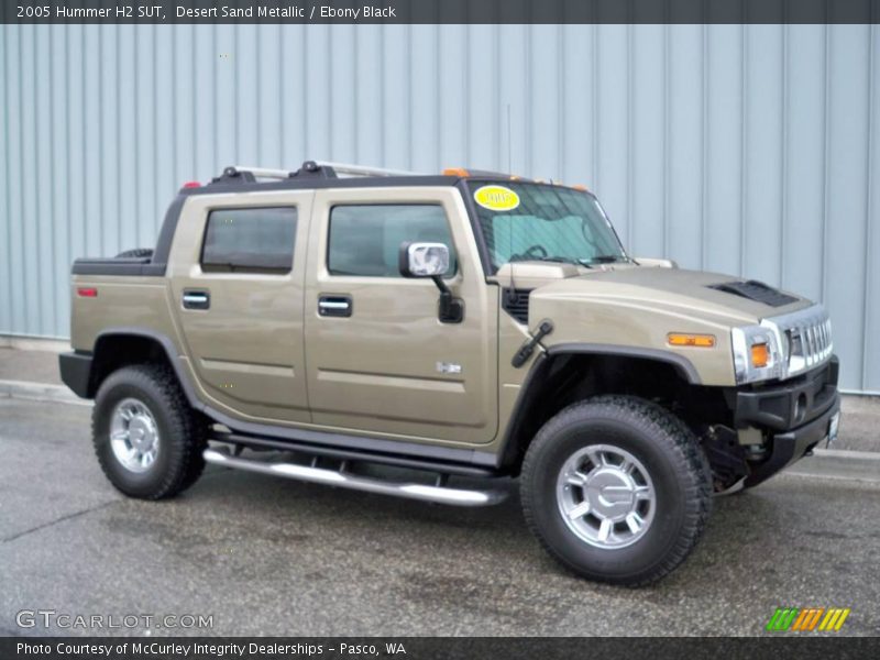 Desert Sand Metallic / Ebony Black 2005 Hummer H2 SUT