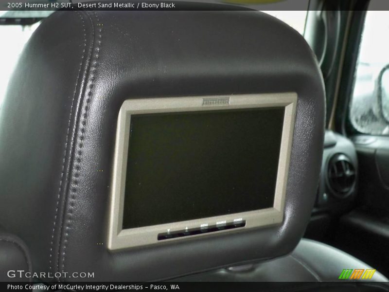 Desert Sand Metallic / Ebony Black 2005 Hummer H2 SUT