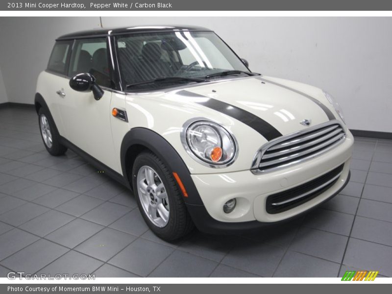 Pepper White / Carbon Black 2013 Mini Cooper Hardtop