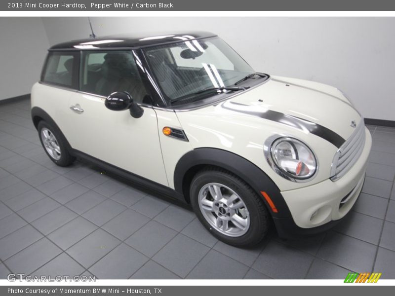 Pepper White / Carbon Black 2013 Mini Cooper Hardtop
