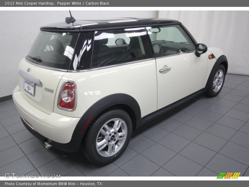 Pepper White / Carbon Black 2013 Mini Cooper Hardtop