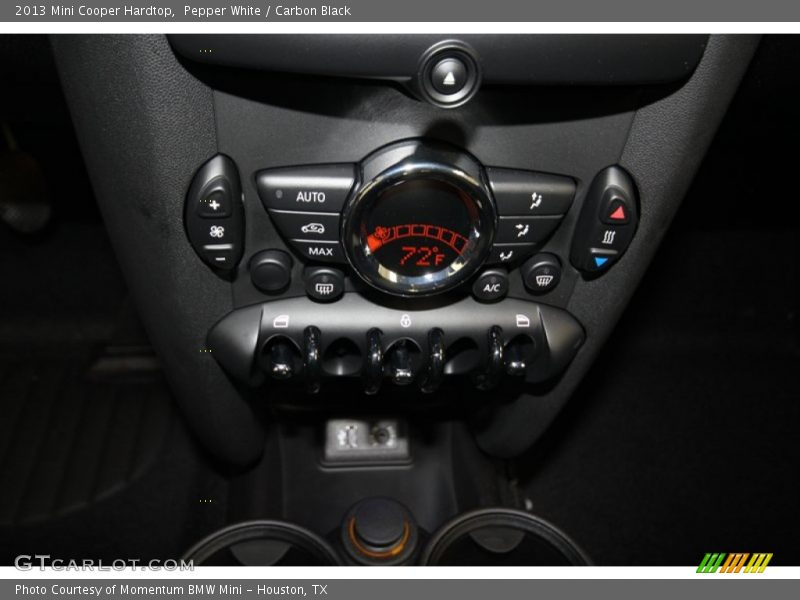 Pepper White / Carbon Black 2013 Mini Cooper Hardtop