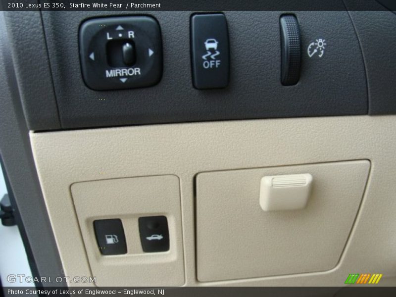 Starfire White Pearl / Parchment 2010 Lexus ES 350