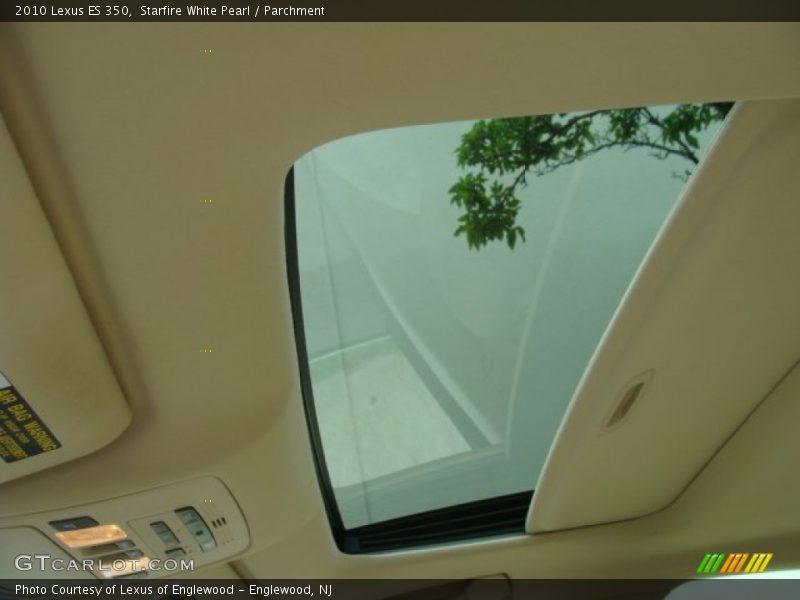 Starfire White Pearl / Parchment 2010 Lexus ES 350