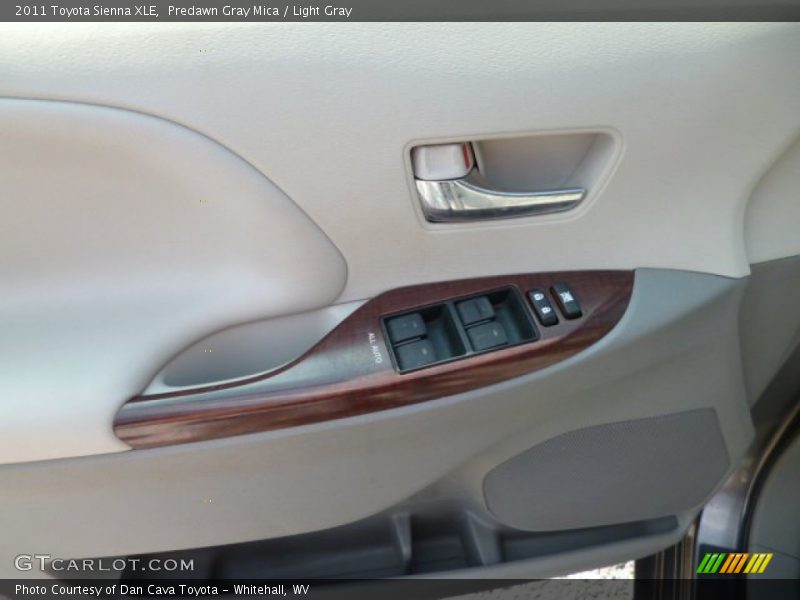 Predawn Gray Mica / Light Gray 2011 Toyota Sienna XLE