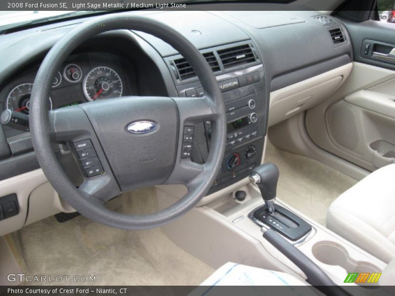 Dashboard of 2008 Fusion SE