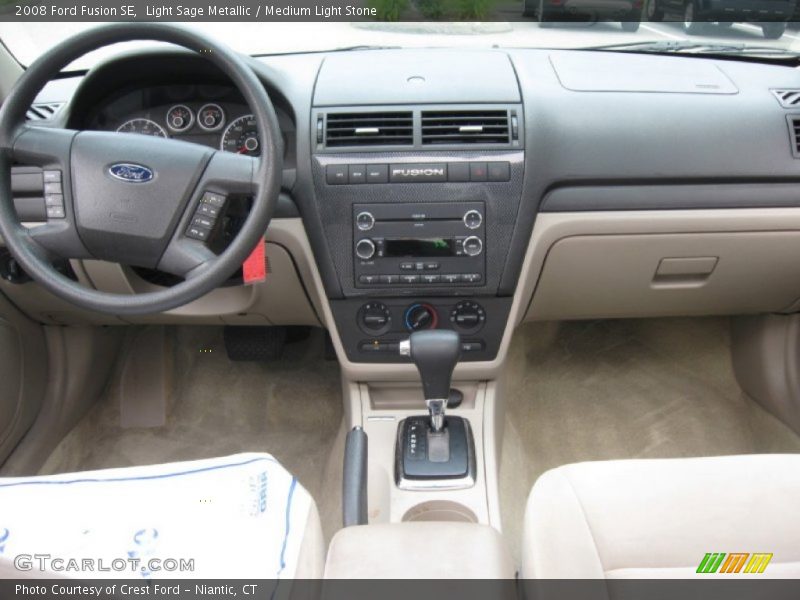 Dashboard of 2008 Fusion SE