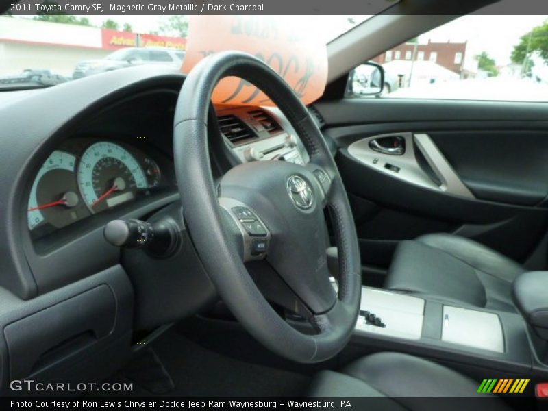 Magnetic Gray Metallic / Dark Charcoal 2011 Toyota Camry SE