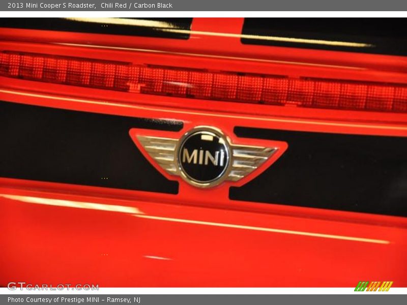 Chili Red / Carbon Black 2013 Mini Cooper S Roadster