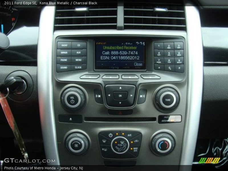 Kona Blue Metallic / Charcoal Black 2011 Ford Edge SE