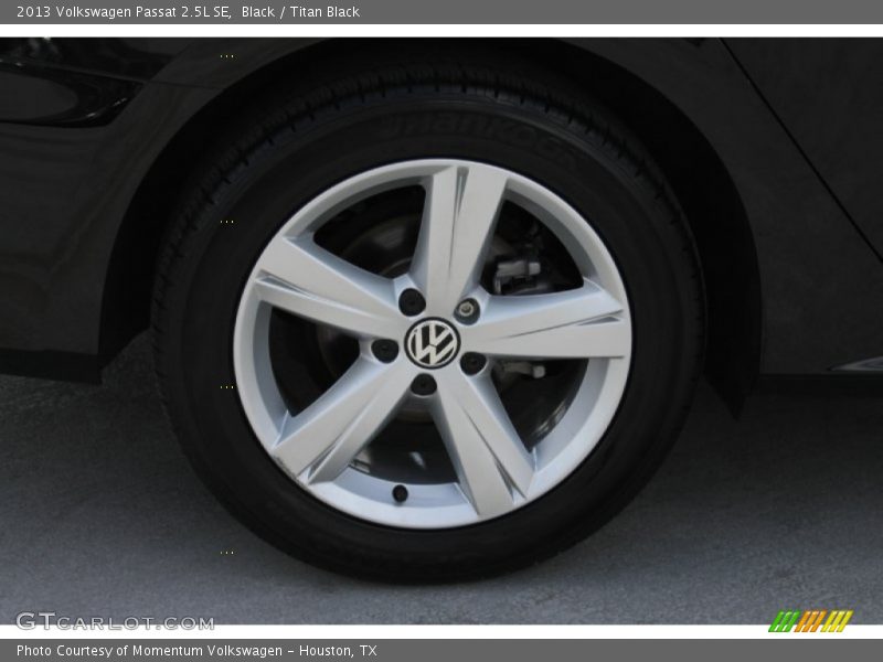Black / Titan Black 2013 Volkswagen Passat 2.5L SE