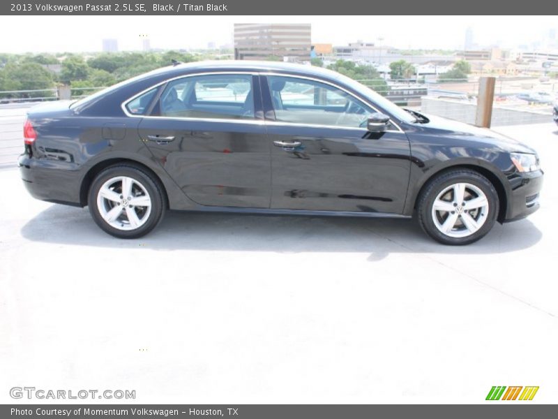 Black / Titan Black 2013 Volkswagen Passat 2.5L SE