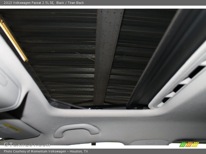 Black / Titan Black 2013 Volkswagen Passat 2.5L SE