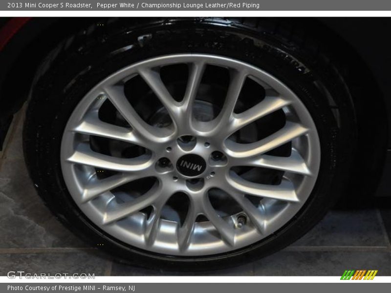 Pepper White / Championship Lounge Leather/Red Piping 2013 Mini Cooper S Roadster