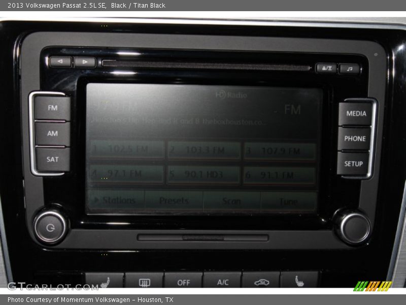 Black / Titan Black 2013 Volkswagen Passat 2.5L SE