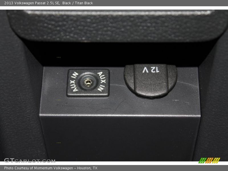 Black / Titan Black 2013 Volkswagen Passat 2.5L SE