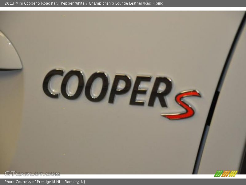 Pepper White / Championship Lounge Leather/Red Piping 2013 Mini Cooper S Roadster